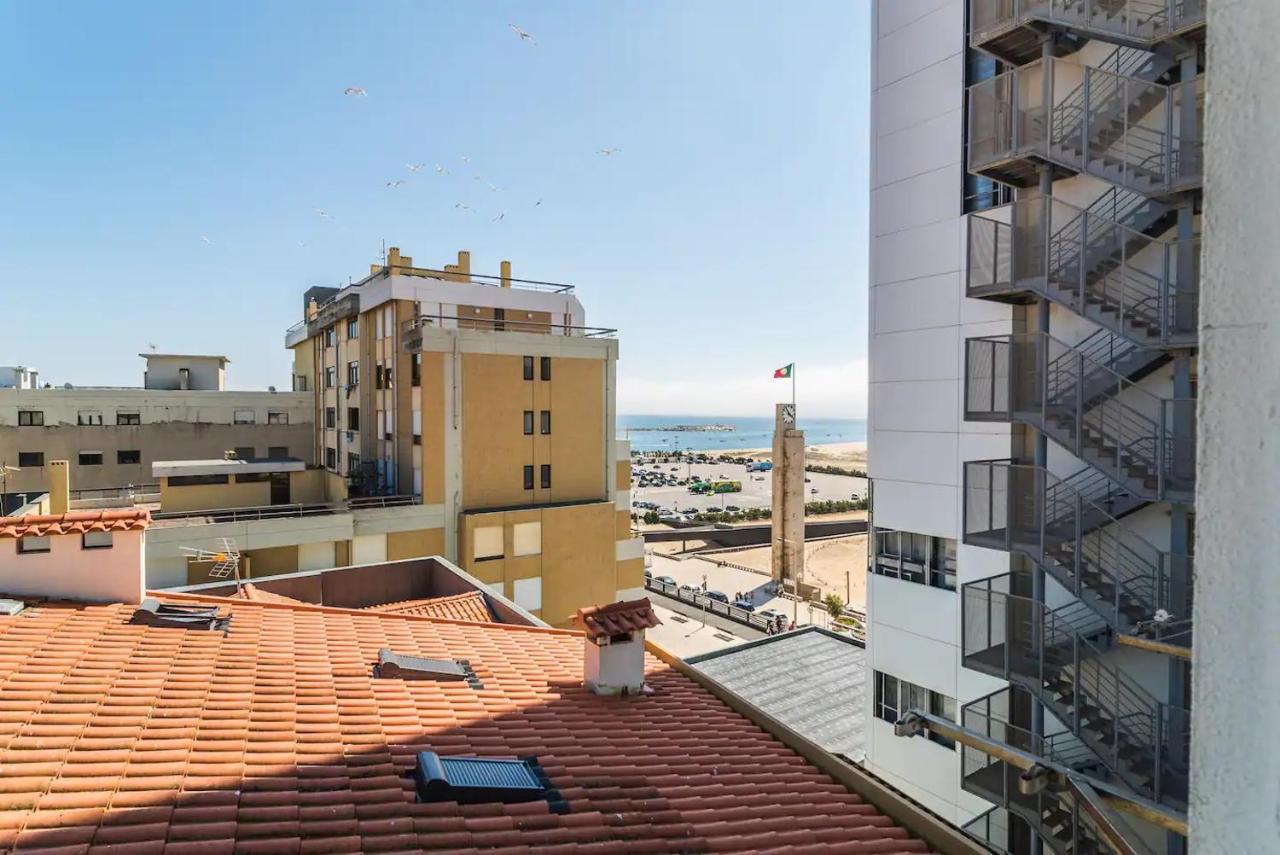 Encantador Apartamento A Frente Da Praia Do Sunset Figueira da Foz Exteriör bild
